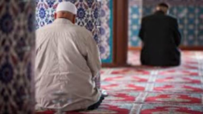 أربع ركعات قبل صلاة العصر.. رحمة تتنزل وفضل لا يُفوَّت