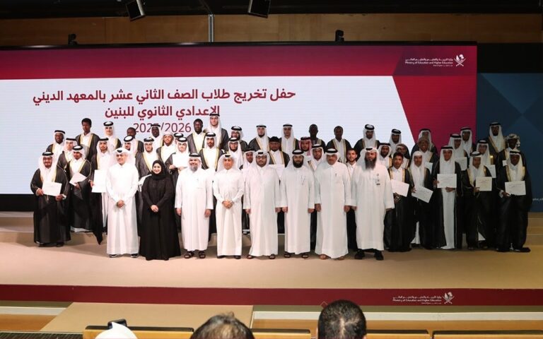 تخريج دفعة جديدة من المعهد الديني بدولة قطر 